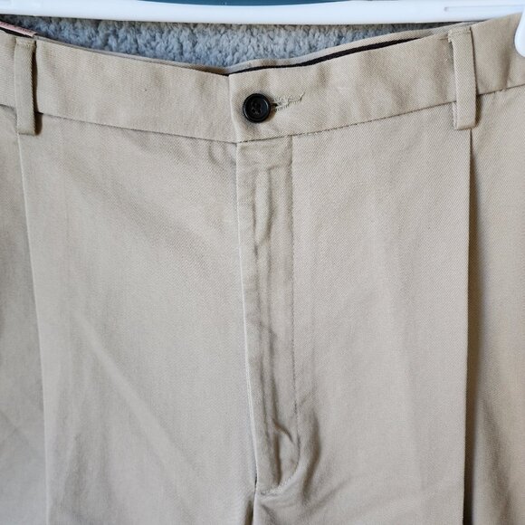 NEW Haggar Work To Weekend Classic Fit No Iron Khaki Dress Pants Size 40 x 34 - Picture 7 of 16